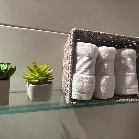 Apartamentos El Espolon Logroño Buitenkant foto