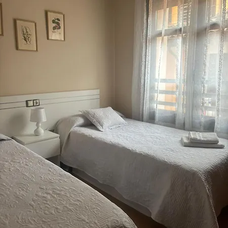 Apartamentos El Espolon Logroño Buitenkant foto