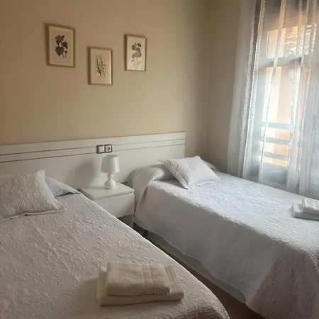 Apartamentos El Espolon Logroño Buitenkant foto